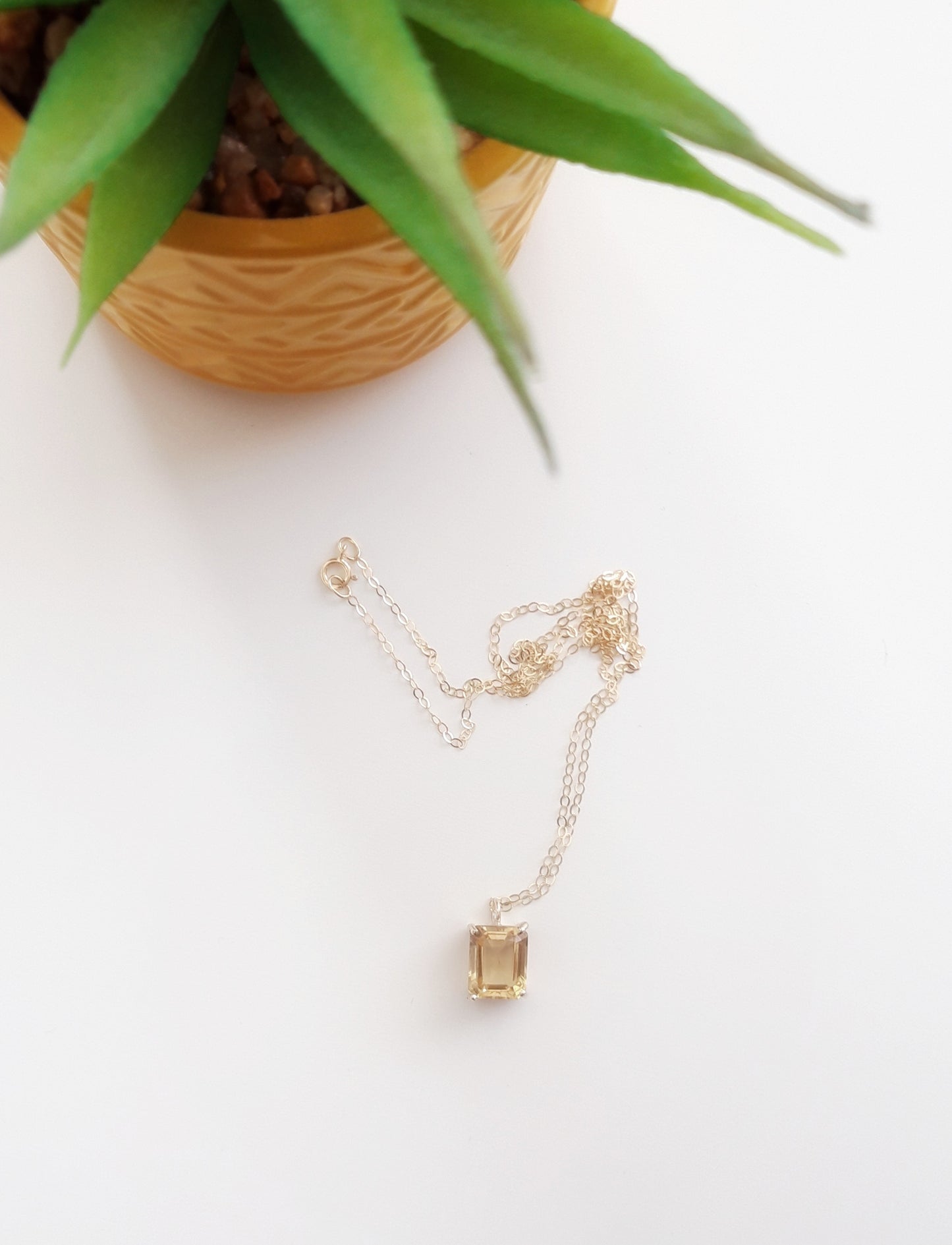 Gold Citrine Pendant - Claw Set