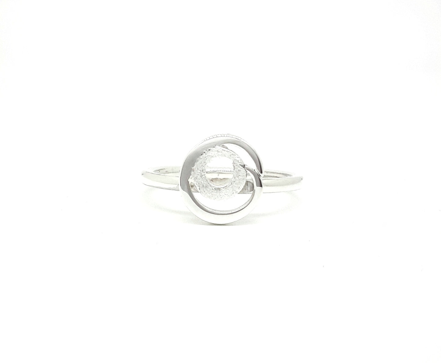 Hugs Ring
