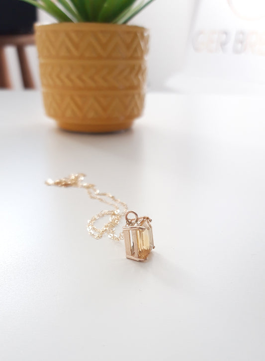 Gold Citrine Pendant - Claw Set